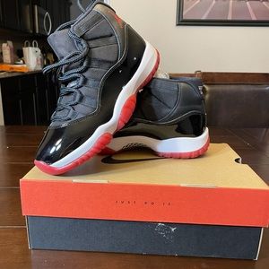 Air Jordan 11 Retro Bred